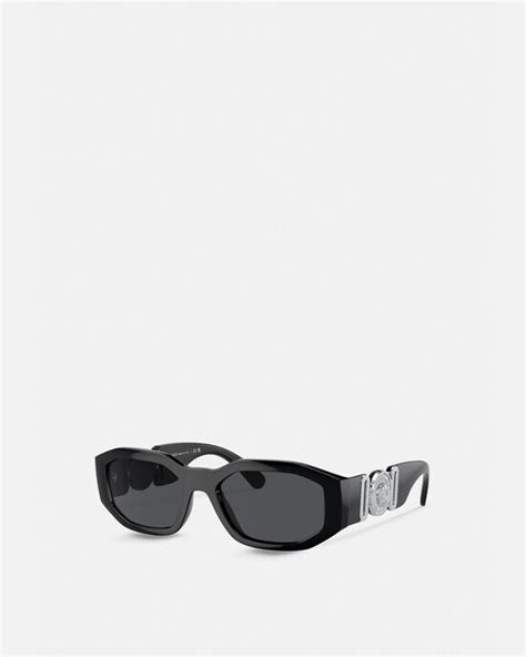 Medusa Biggie Sunglasses Collection .